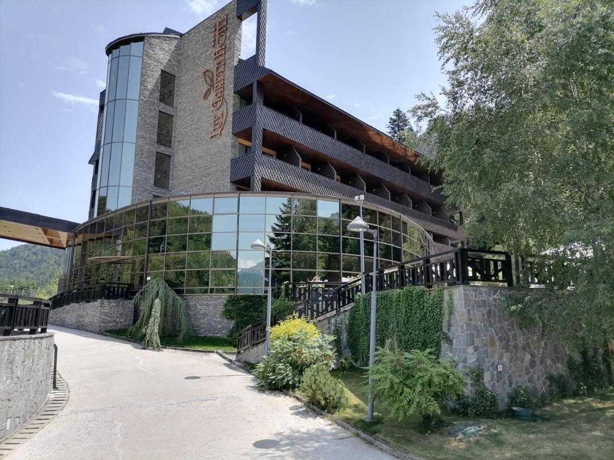 Lux Garden Hotel Azuga Exterior foto