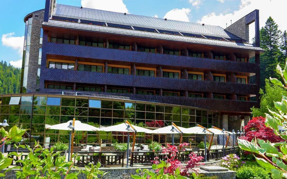 Lux Garden Hotel Azuga Exterior foto